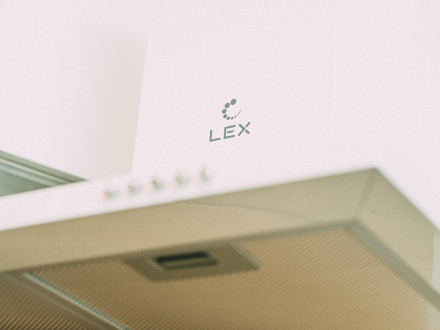 Кухонная вытяжка LEX BASIC 600 WHITE