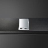 Электрический встраиваемый теппан Smeg PGF30T-1 Электрический встраиваемый теппан Smeg PGF30T-1